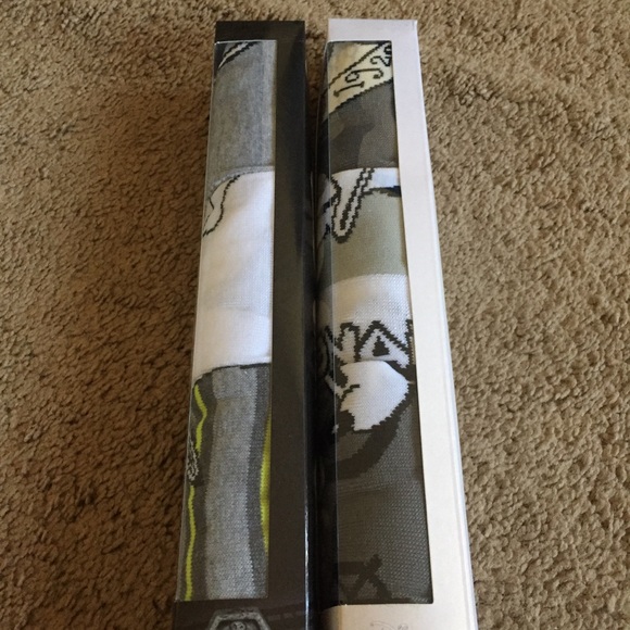 Disney 8 pairs of socks - Picture 3 of 7